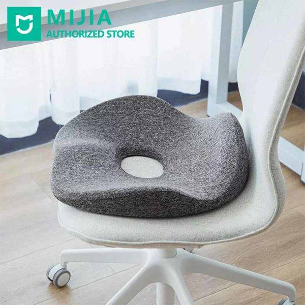 Xiaomi LERAVAN Ergonomic Hip Lift Cushion with Breathable Memory Foam Xiaomi LERAVAN Ergonomic Hip Lift Cushion with Breathable Memory Foam