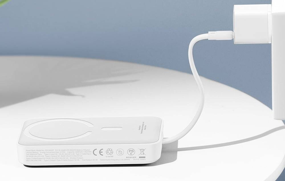 Baseus Mini 10,000mAh 30W Magnetic Power Bank FC Bayern Edition