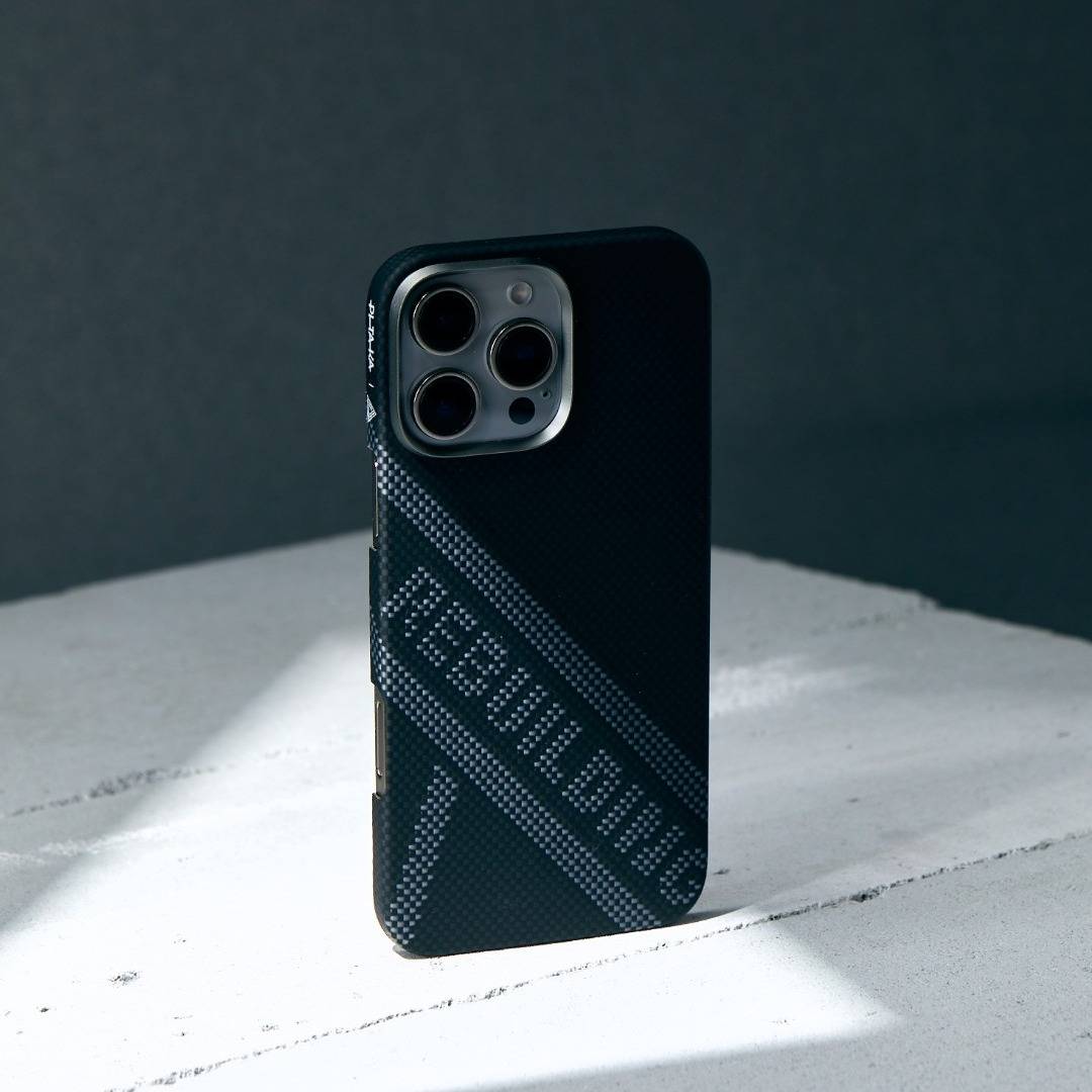 Pitaka x Re-TROS Rebuilding Collaborative Tactile Woven Case for iPhone 16 Pro Max