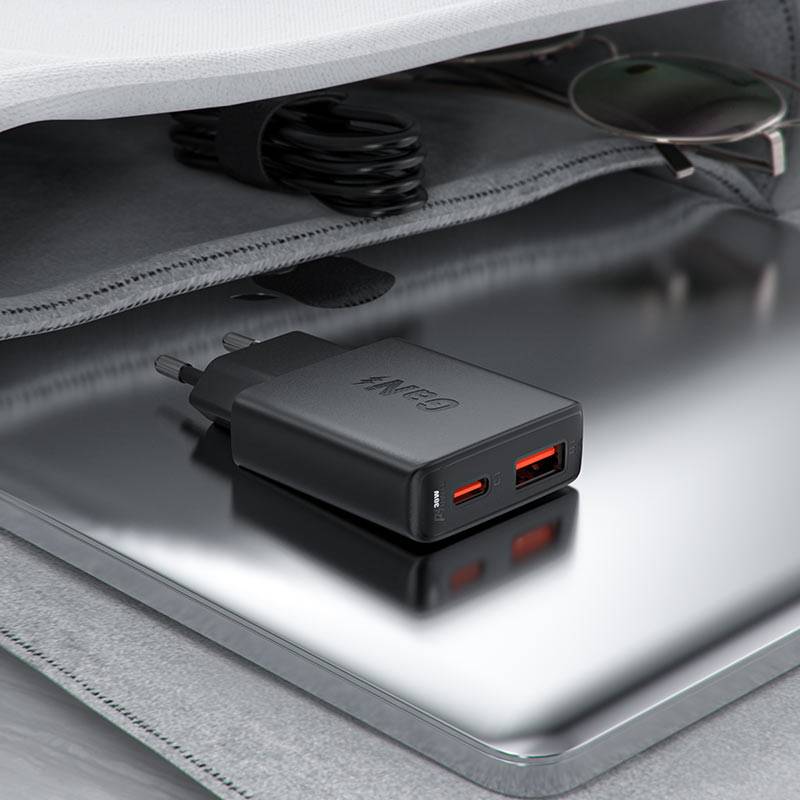 ACEFAST A69 30W GaN 1×USB-C & 1×USB-A Fast Charging Wall Adapter