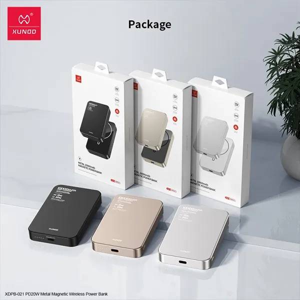 XUNDD XDPB-0021 10,000mAh Slim Magnetic Wireless Power Bank Metal Design
