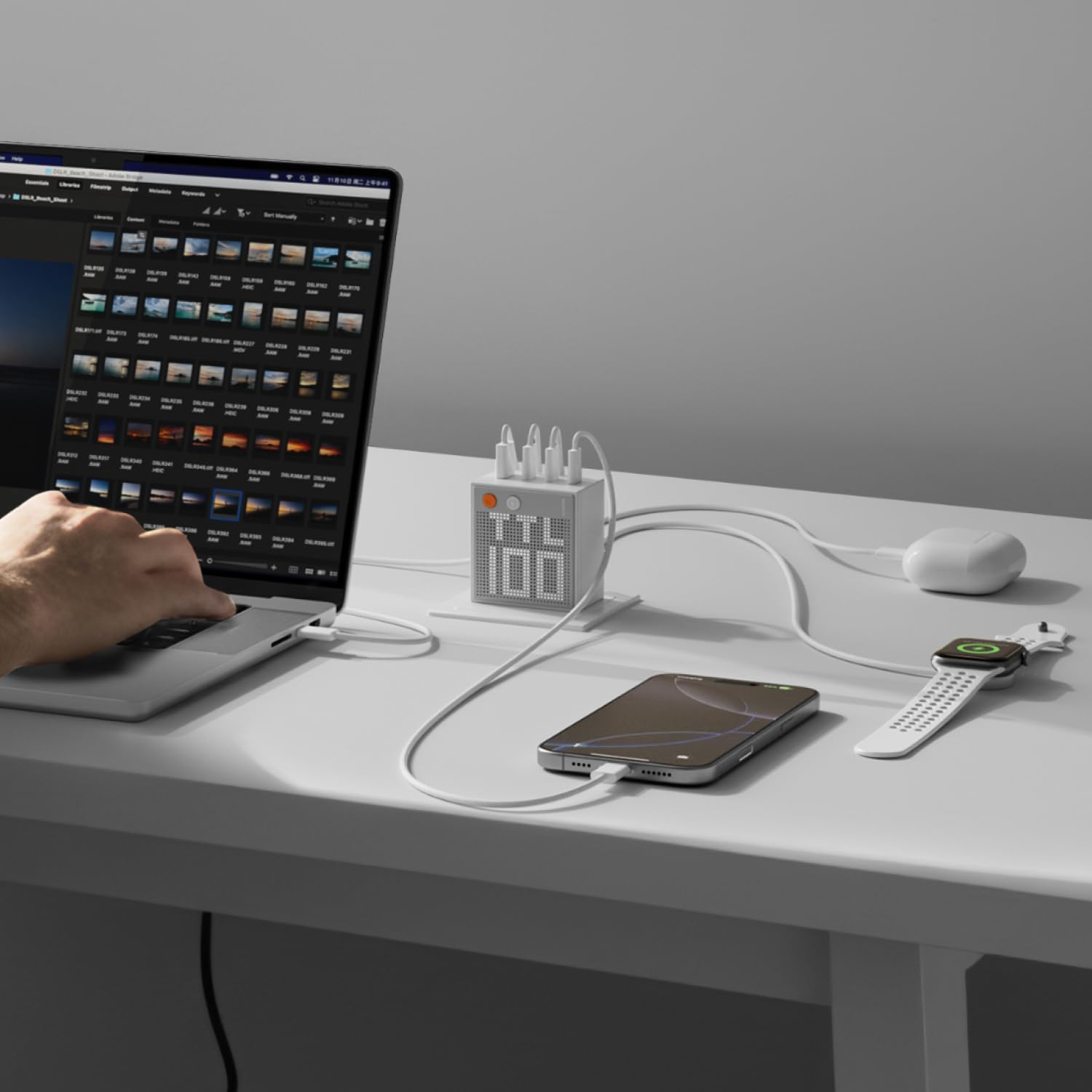 SHARGE Pixel S1E 100W GaN USB-C Charger 4-Port Fast PD 3.0 Charging with Dot-Matrix Display 