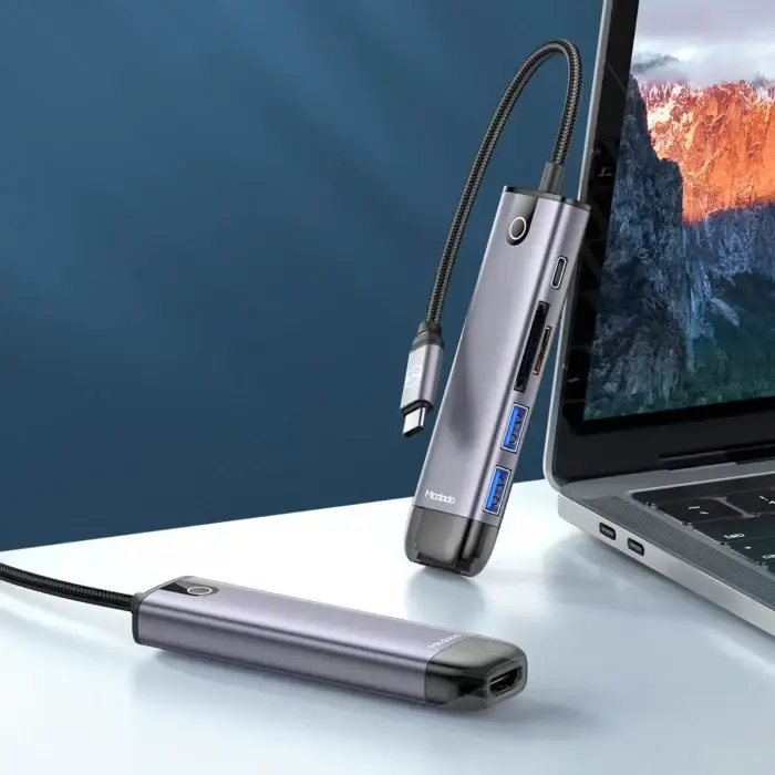 Mcdodo 6 in 1 Multifunctional USB-C Hub Docking Station Adapter Mcdodo 6 in 1 Multifunctional USB-C Hub Docking Station Adapter