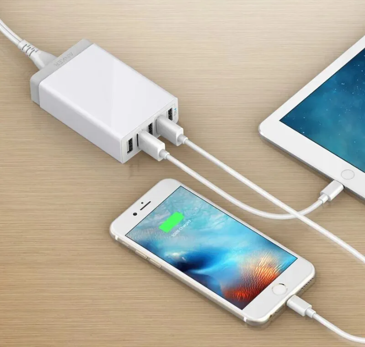 Anker A2134 5-Port USB Desktop Charger