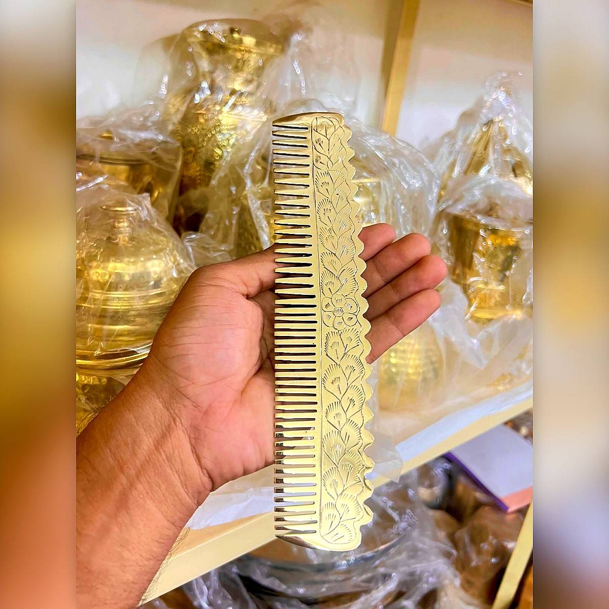 পিতলের বড় সাইজ নকশী চিরুনি (৮.৫ ইঞ্চি)