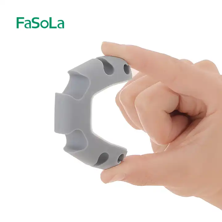FaSoLa YF-156 Cable Button showing scale against a hand