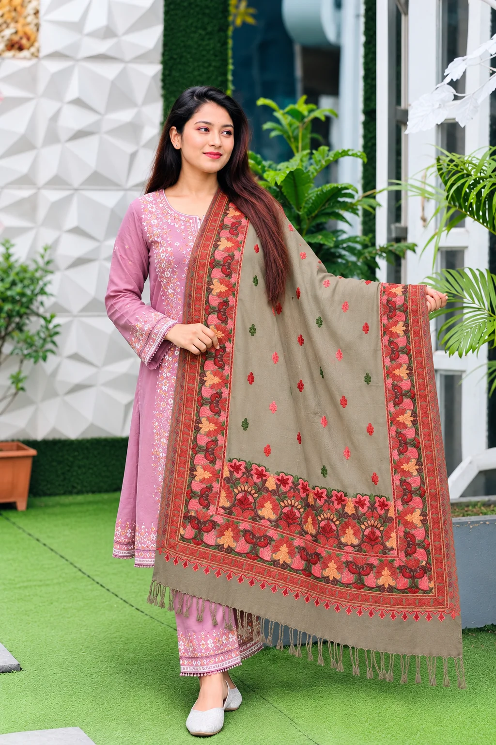 কাশ্মিরী চাদর গ্রে এস কালার 1