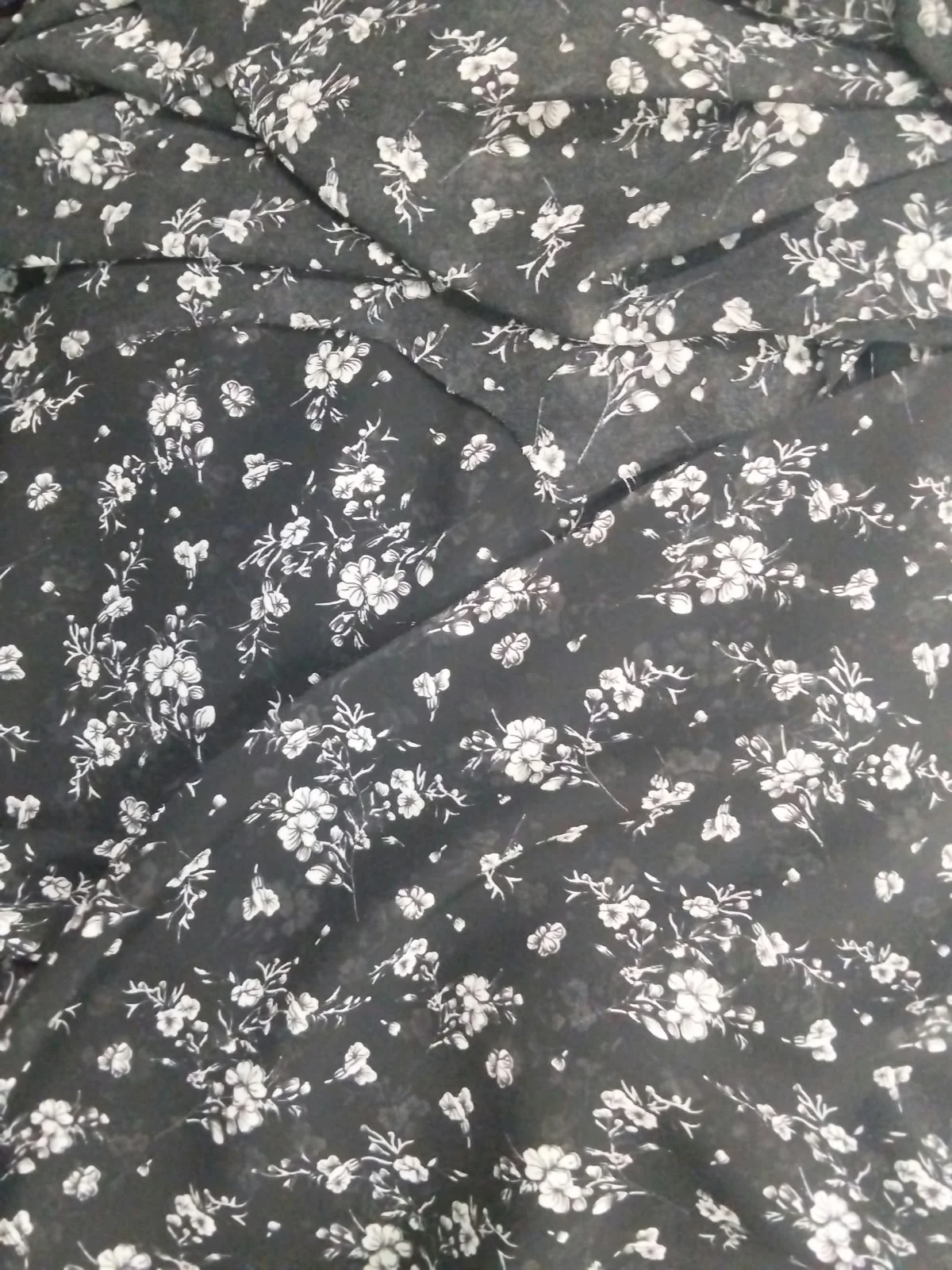 Srug Black Print 3