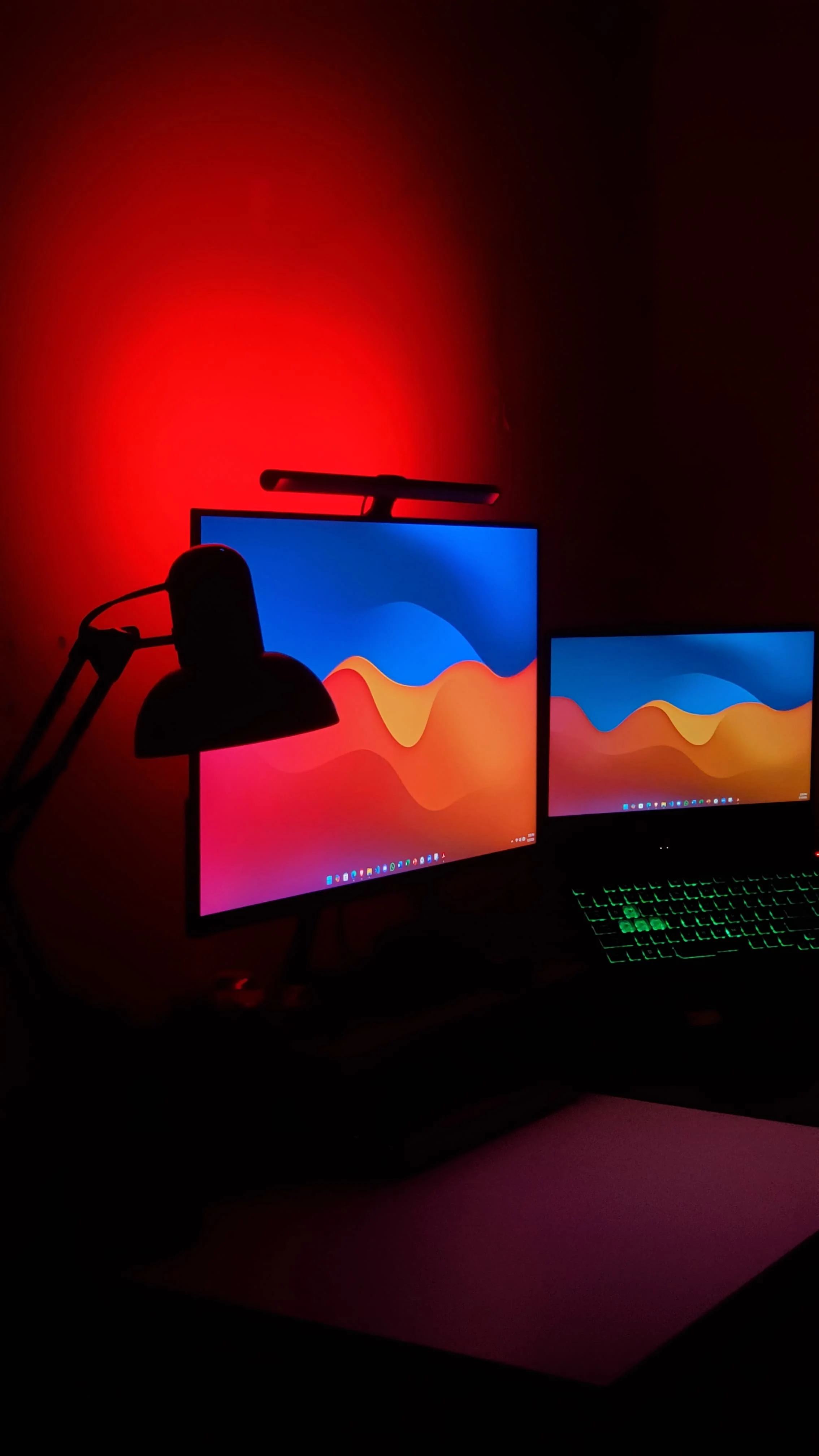 USB powered, easy clip-on monitor light from NextGen