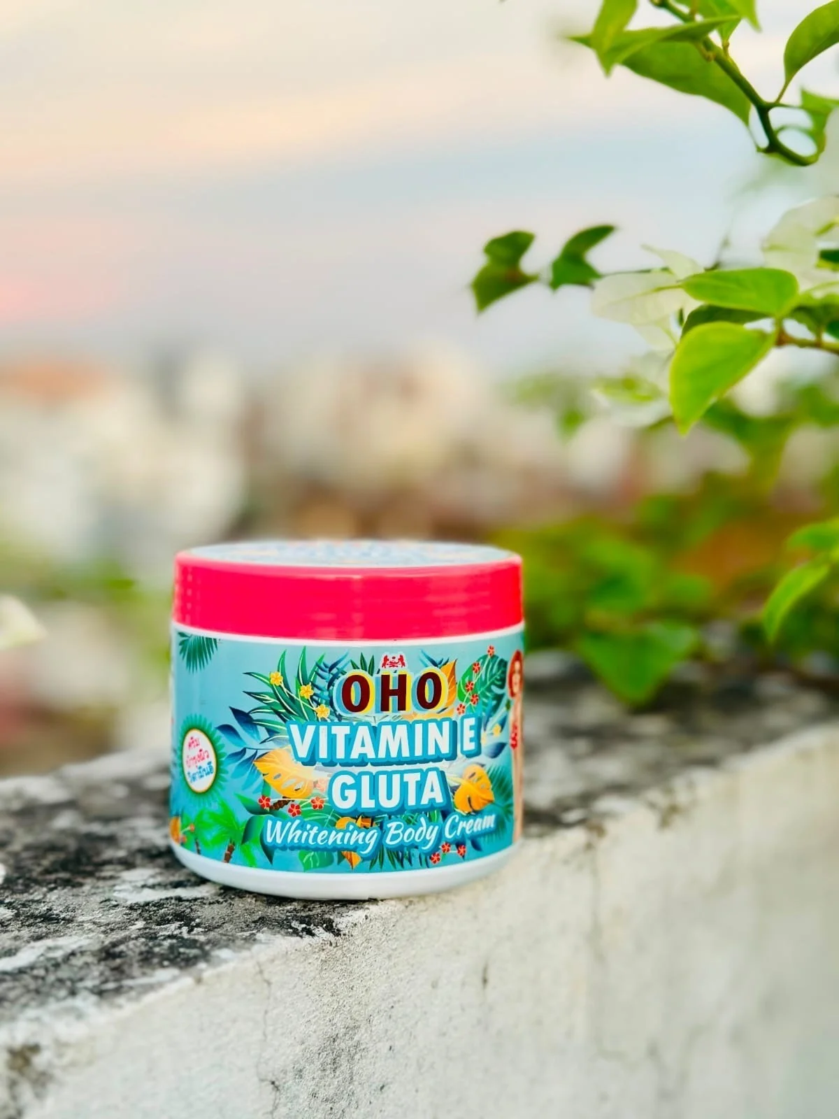 OHO Vitamin E Gluta Whitening Body Cream – 300g (Made in Thailand)