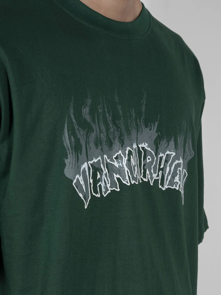 drop shoulder t-shirt
