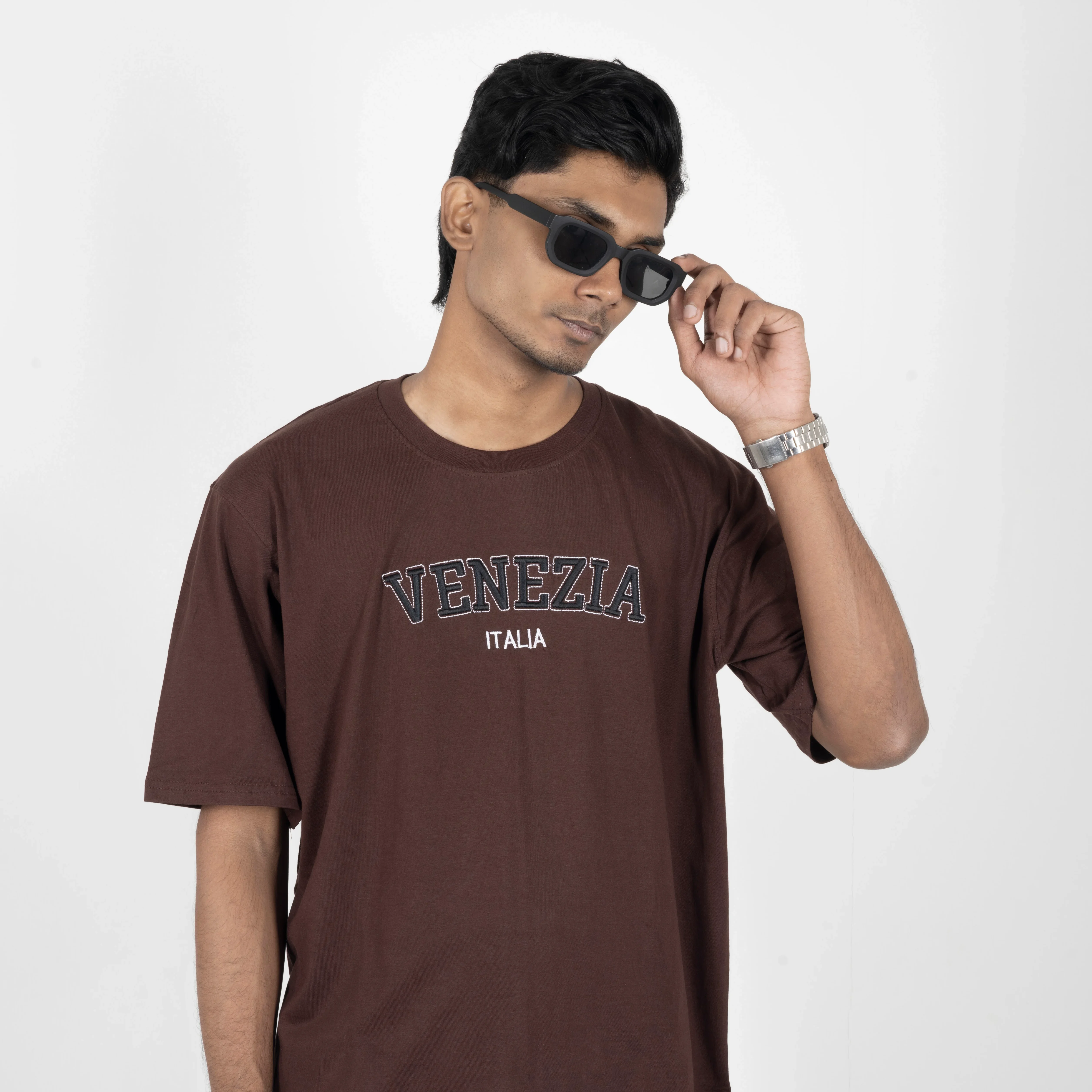  Drop shoulder t-shirt  