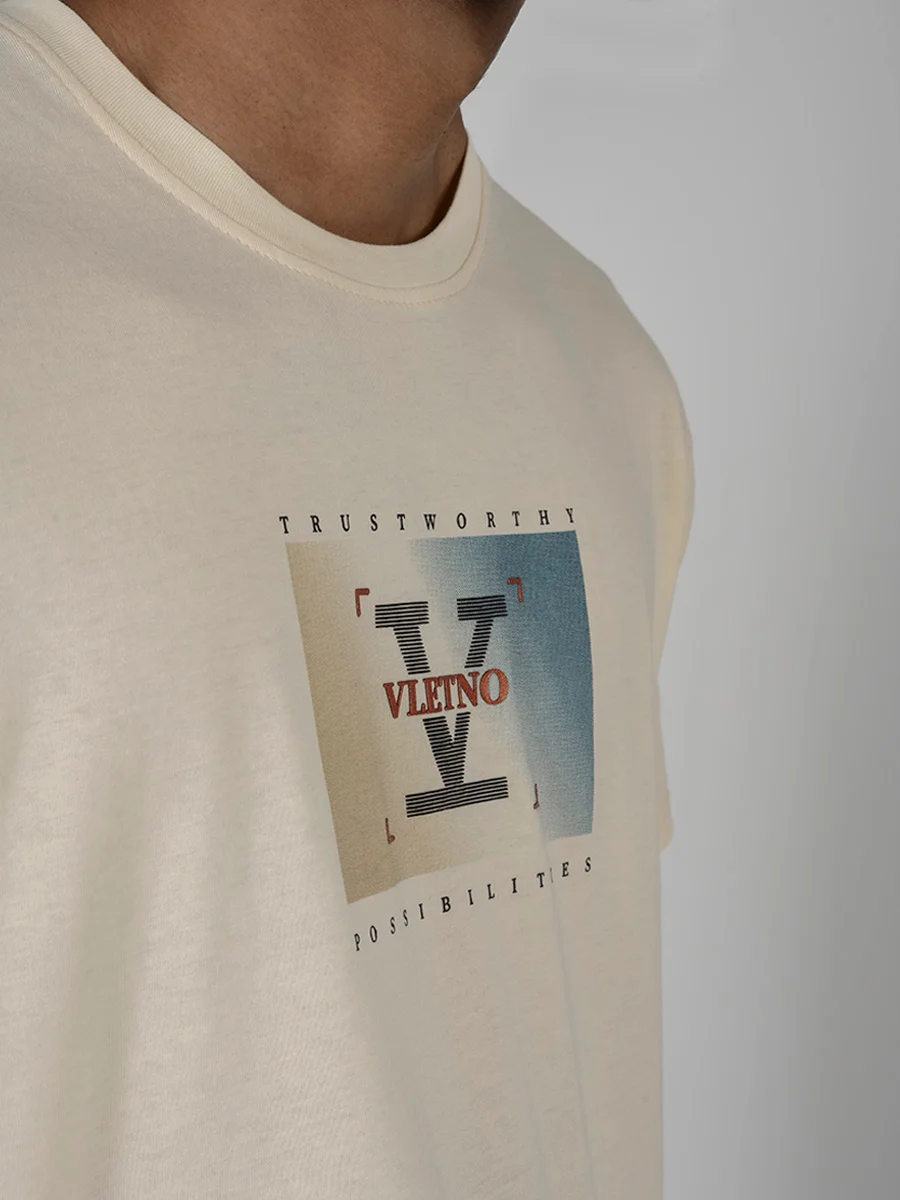 Round neck t-shirt 