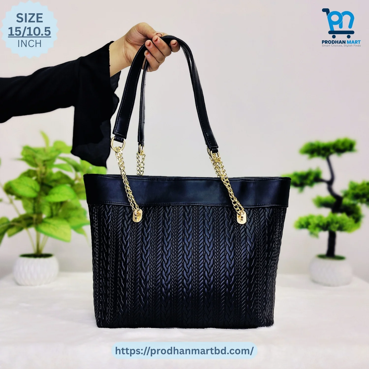 Luxury Chain Handle Handbag (Black Color) Luxury Chain Handle Handbag (Black Color)