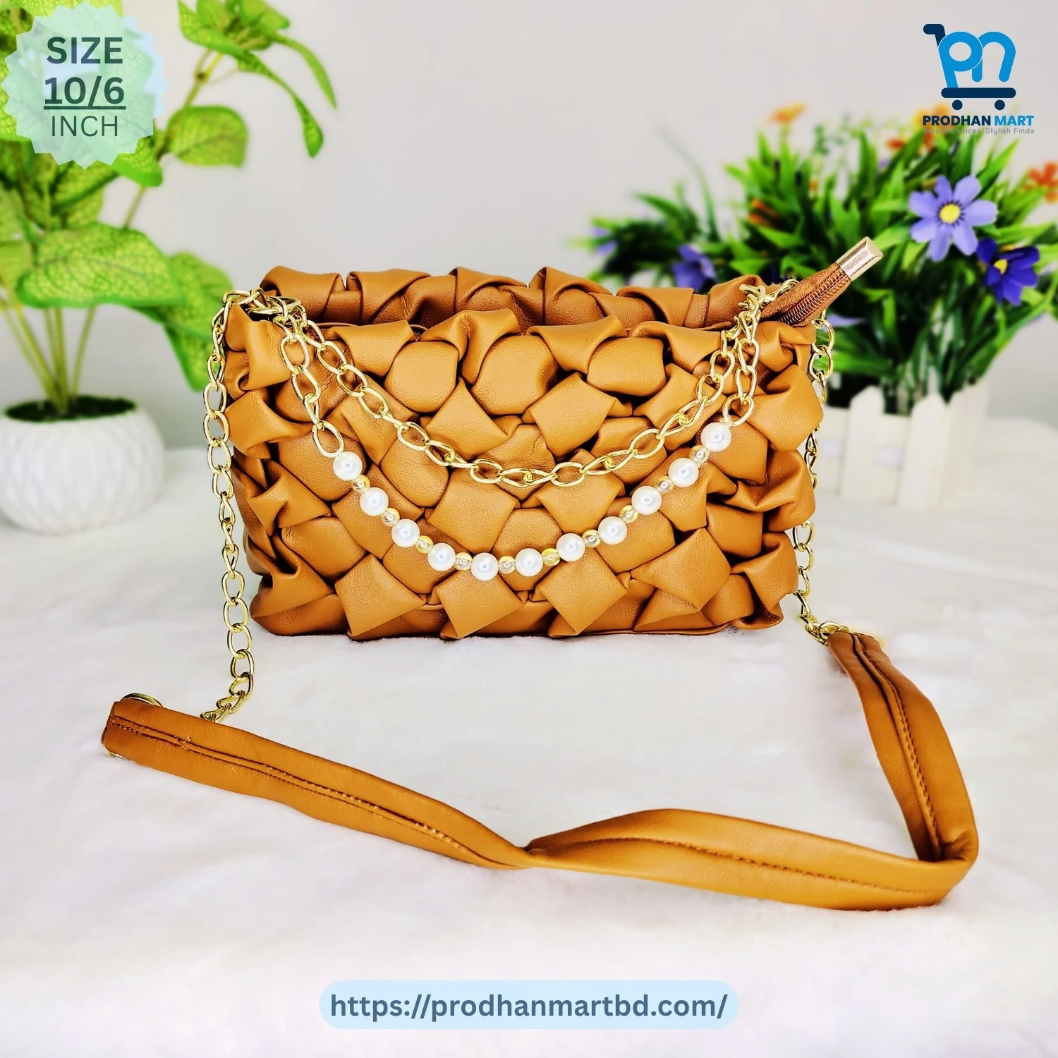 Luxury Pearl Chain Shoulder Bag (Caramel Brown Color) Luxury Pearl Chain Shoulder Bag (Caramel Brown Color)