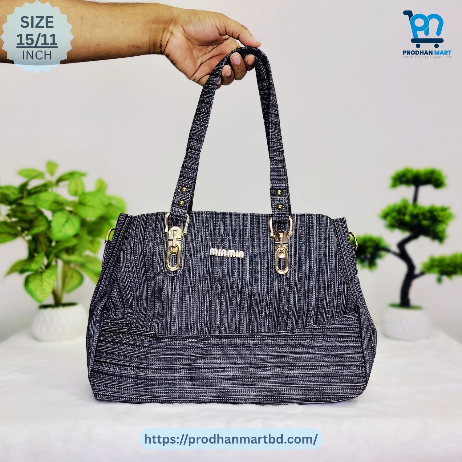 Stylish Golden Stripe Shoulder Bag (Black Color) Stylish Golden Stripe Shoulder Bag (Black Color)