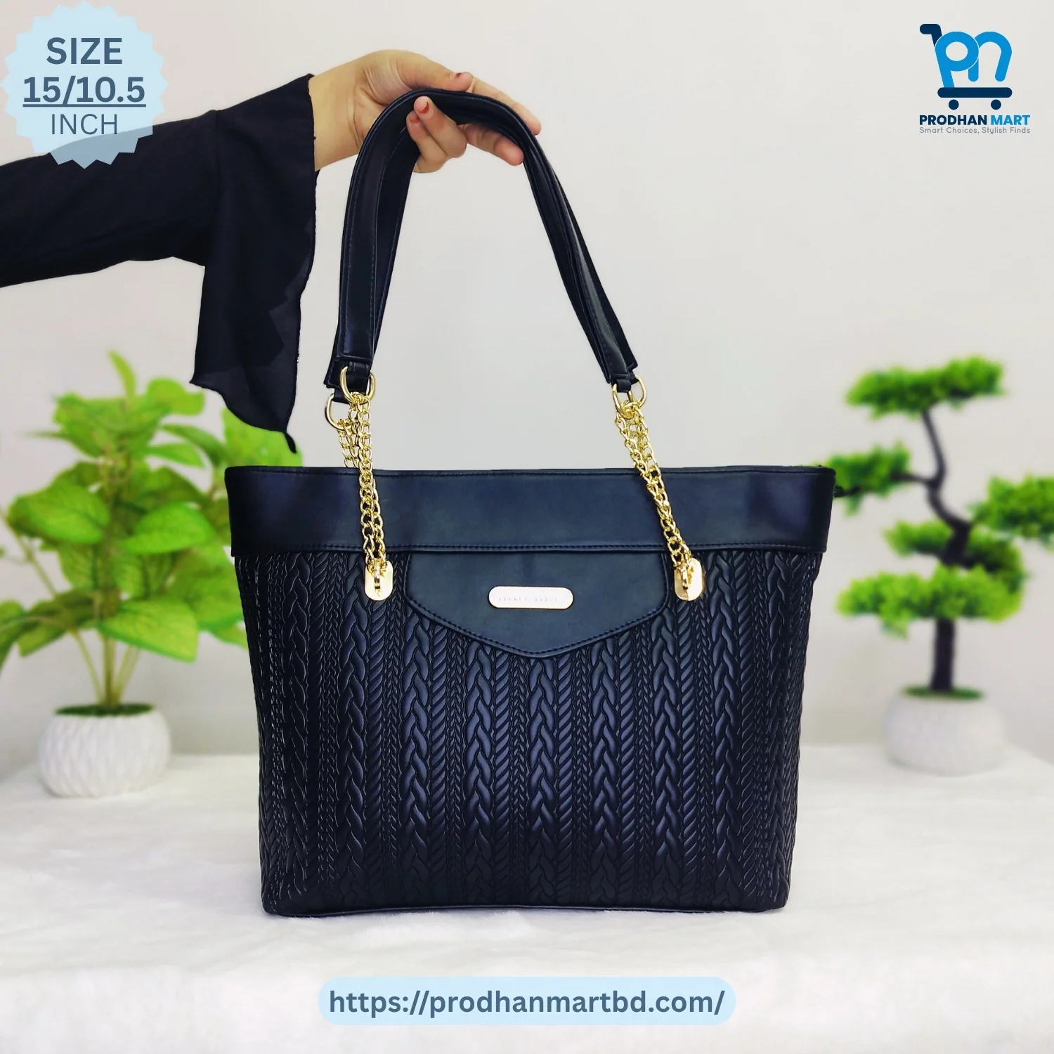 Luxury Chain Handle Handbag (Black Color) Luxury Chain Handle Handbag (Black Color)