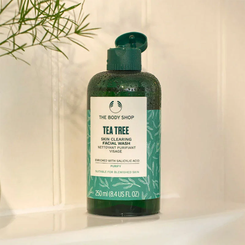 The Body Shop Tea Tree Skin Clearing Facial Wash For Blemished Skin 250 ml