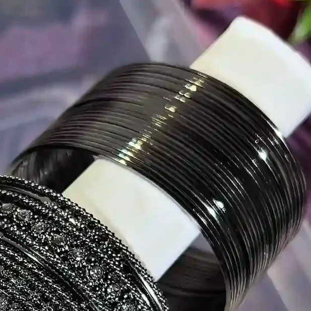 Sohni:Plain Metal