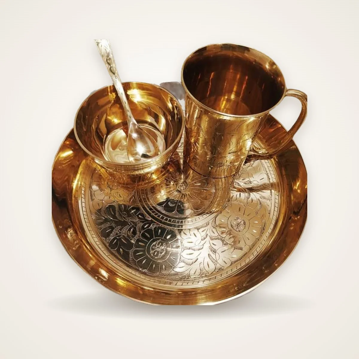 পিতলের রাজকীয় সেট (প্লেট, বাটি, চামচ ও বড় মগ)
