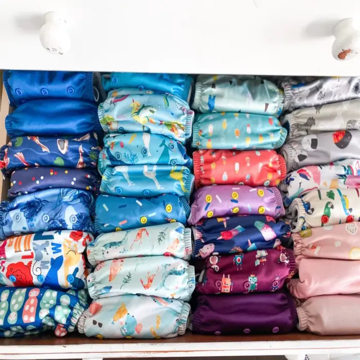 Re-Washable Baby Cloth Diapers with Waterproof Materials Re-Washable Baby Cloth Diapers with Waterproof Materials