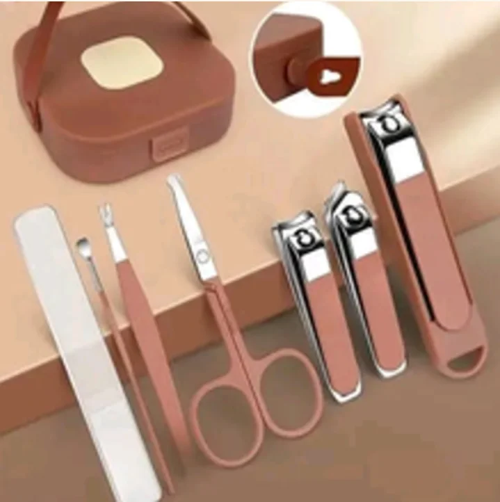 7-in-1 Manicure Set (Nail Clipper Kit)